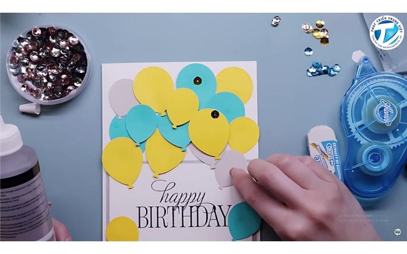 Hướng dẫn chi tiết cách làm thiệp sinh nhật đơn giản